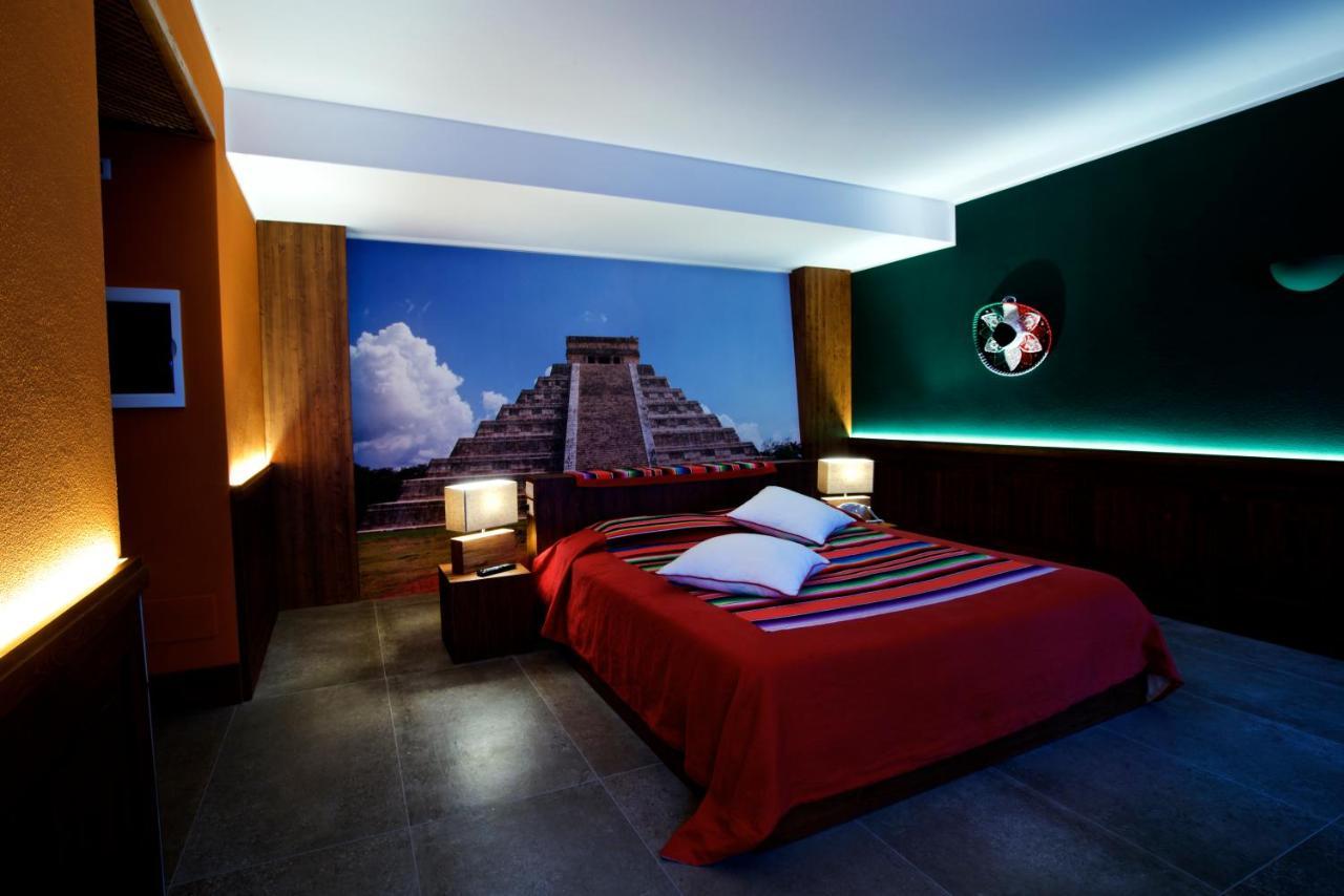 Design Suite Tirano Luaran gambar