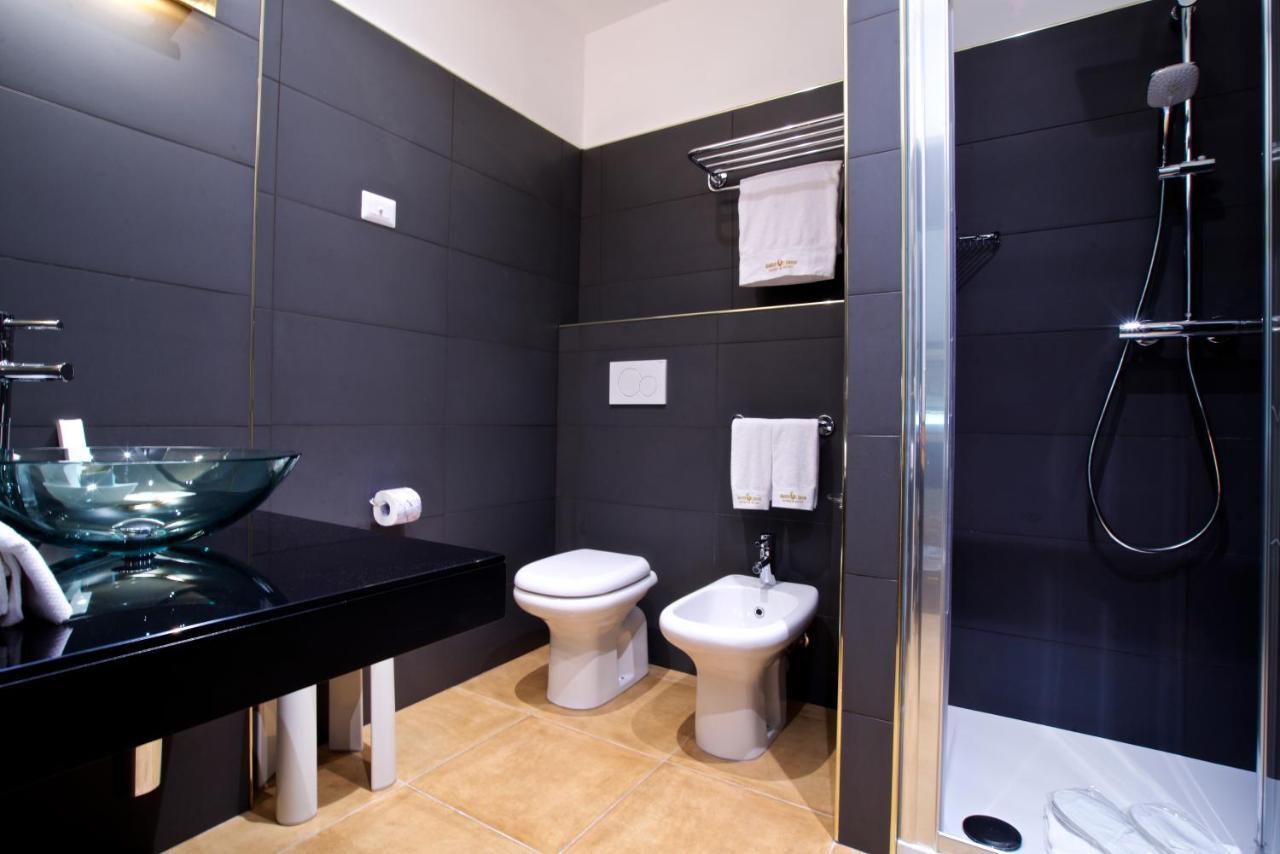 Design Suite Tirano Luaran gambar